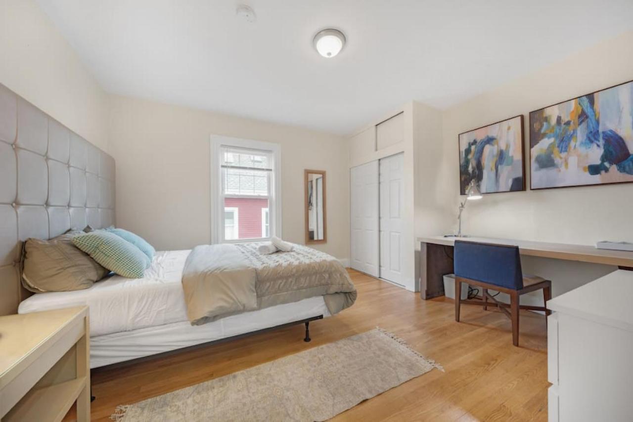 5Br 2Bh Bright & Spacious Apt In Brighton Boston Extérieur photo